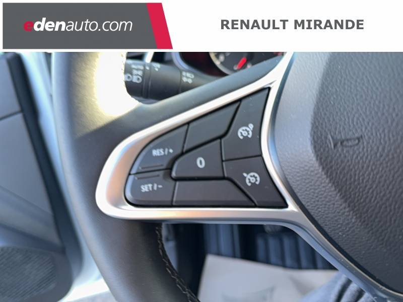 Renault Clio - Photo 24